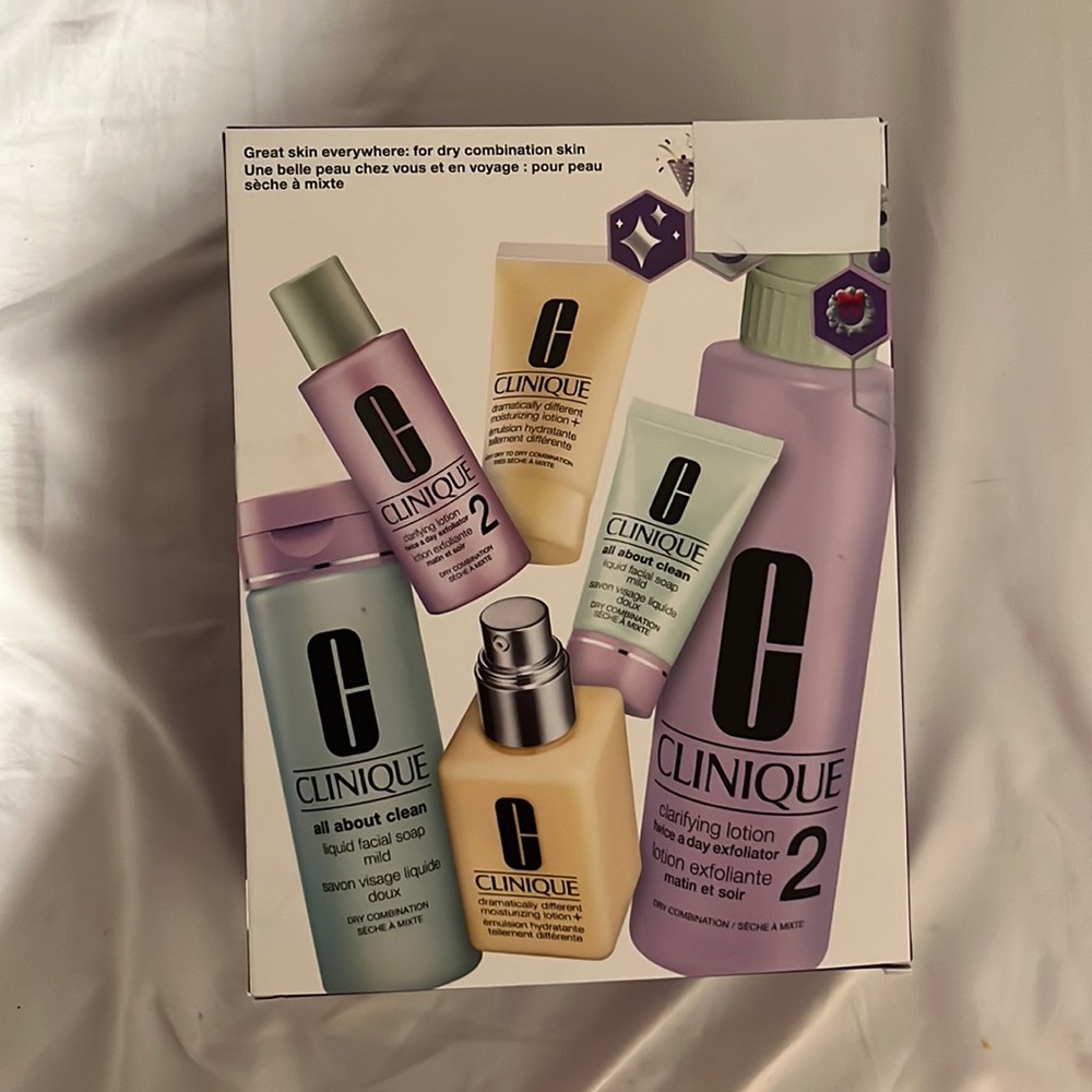 Clinique Holiday beauty set!